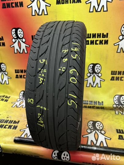 Dunlop SP Sport LM702 195/60 R16 88H