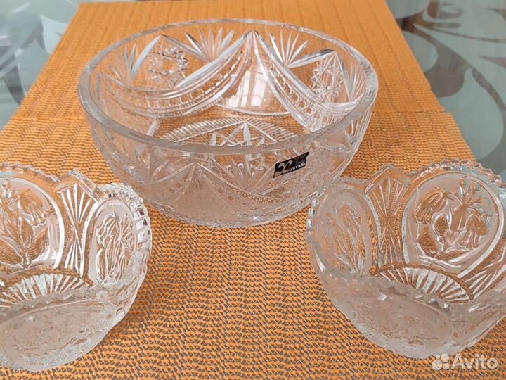 Хрустальная конфетница