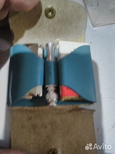 Бритвенный станок Gillette карманная версия