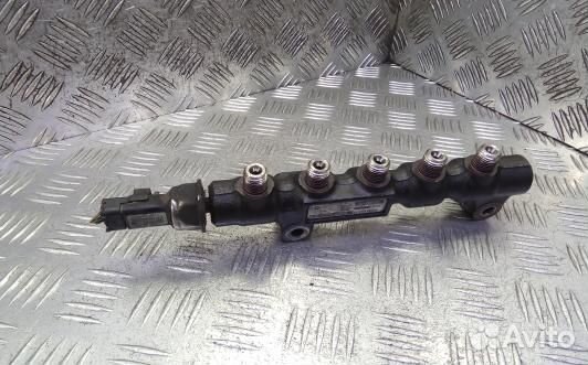 Топливная рампа дизельная ford focus 2 (7AR12BB01)