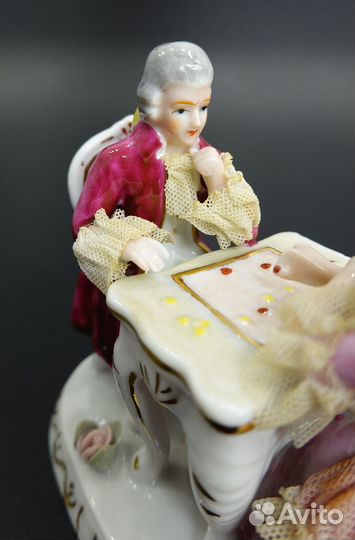 Статуэтка игра шашки дама кавалер фарфор Германия