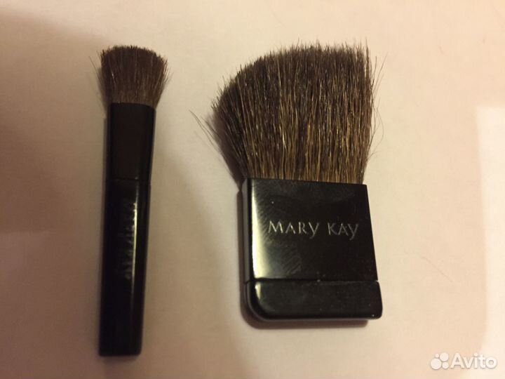 2 кисточки Mary Kay