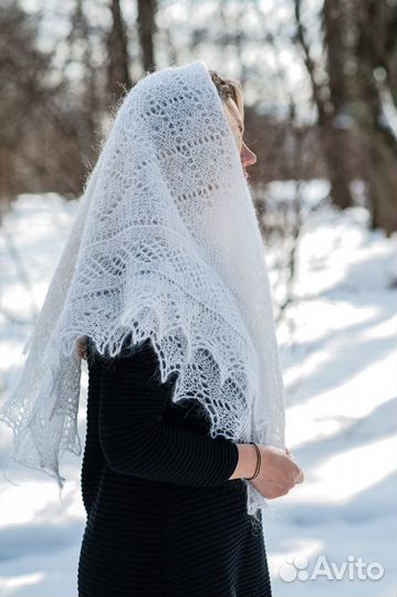 Шаль из козьего пуха/Оренбургский платок 90/90