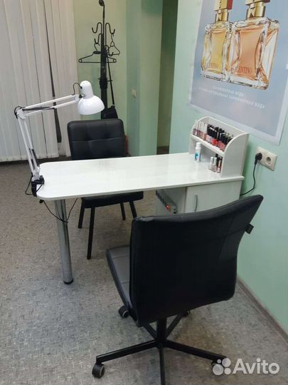 Аренда рабочего места мастера маникюра