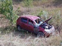 Renault Sandero 1.6 MT, 2010, битый, 204 361 км, с пробегом, цена 250 000 руб.