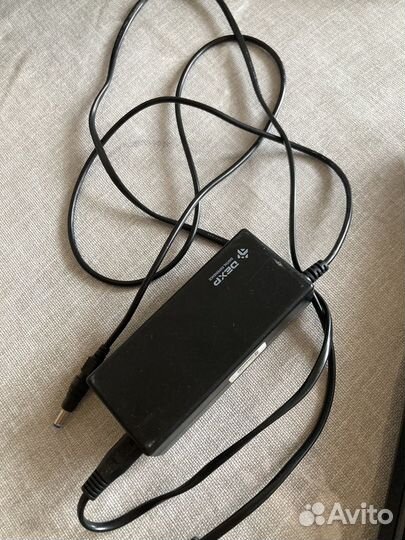 Ноутбус Dexp atlas H115