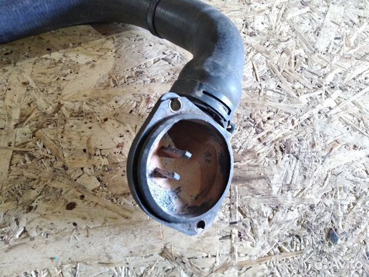 Патрубок системы охлаждения Volkswagen Lt 2DA APA