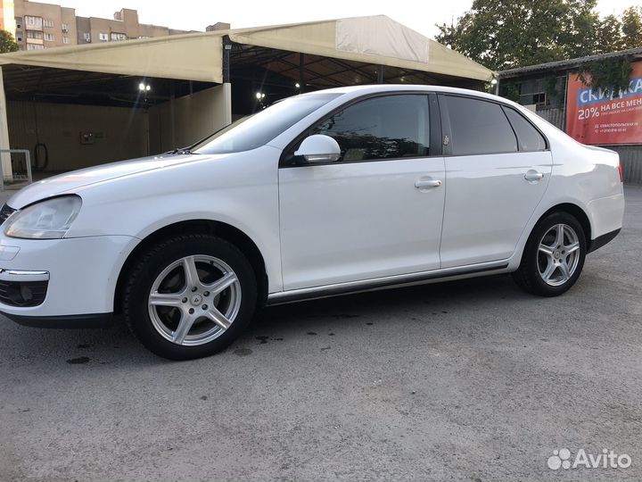 Volkswagen Jetta 1.6 AMT, 2010, 299 000 км