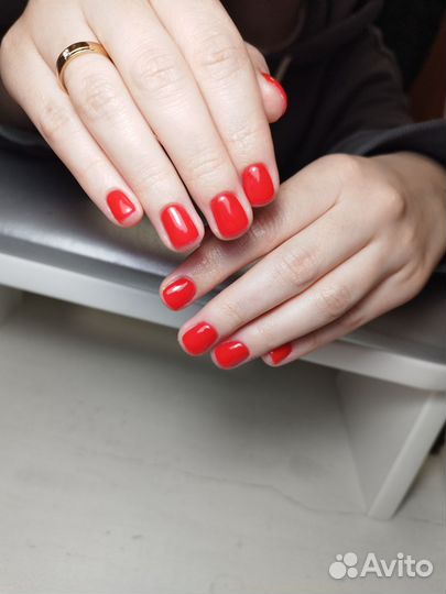 Мастер маникюра и педикюра