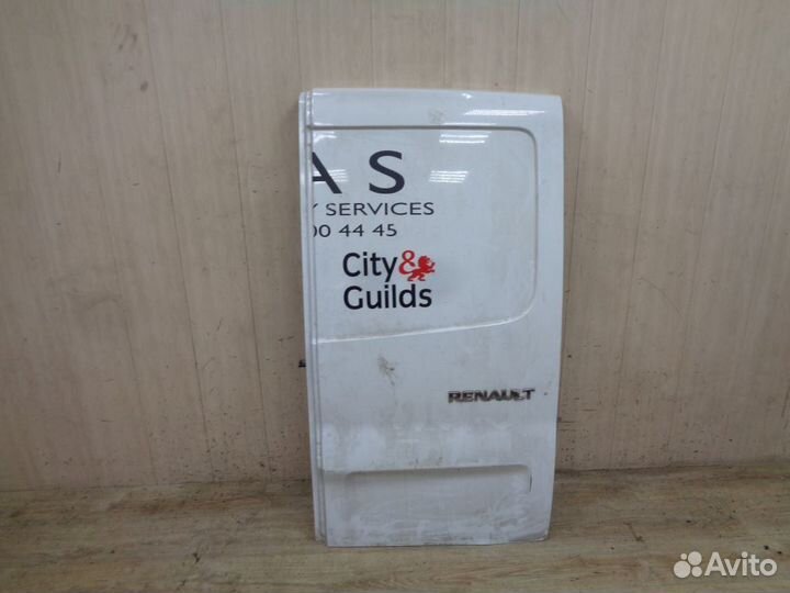 Дверь распашная задняя правая Рено трафик 2