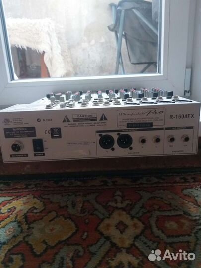 Микшерный пульт Wharfedale Pro R-1604 FX