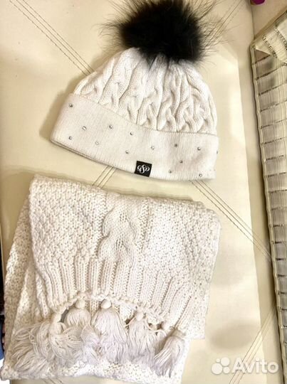 Набор шапка и женский шарф