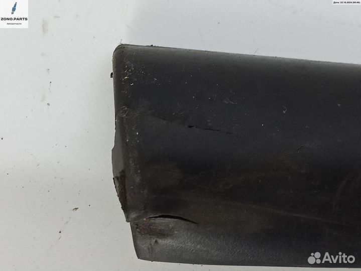 Молдинг двери задней правой 8D0853970 на Audi A4 B5 (1994-2001)