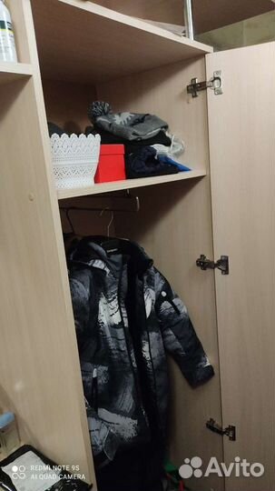 Стенка в прихожую