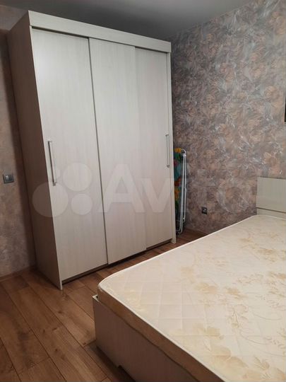 2-к. квартира, 64 м², 7/17 эт.