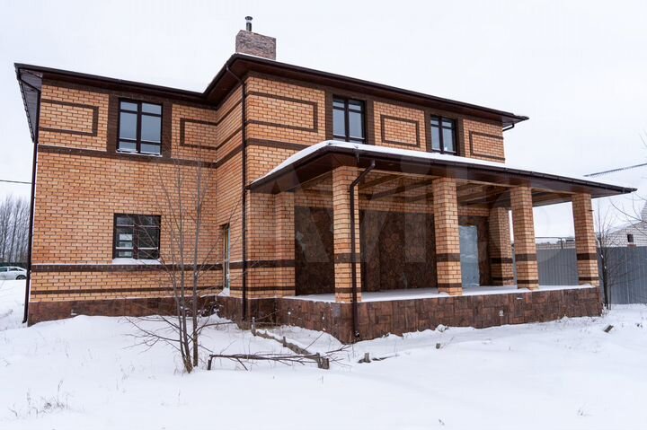 Дом 246 м² на участке 16,2 сот.