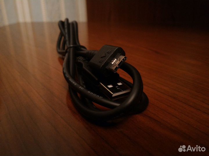 USB дата-кабель для телефона LG