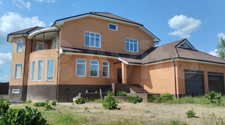 Коттедж 530 м² на участке 28 сот.