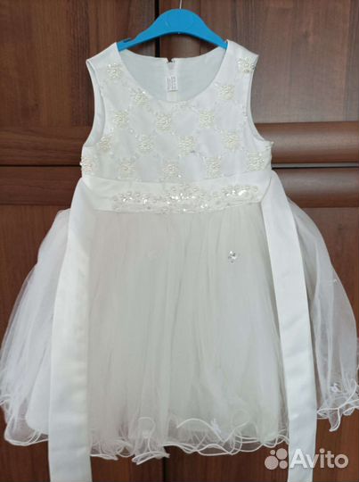 Платье нарядное для девочки