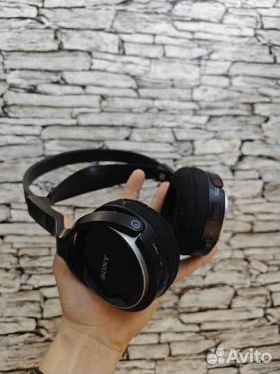 Блютуз наушники Sony MDR-RF810R