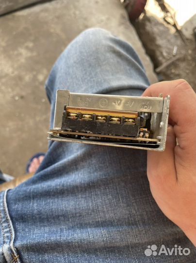 Блок питания для светодиодной ленты