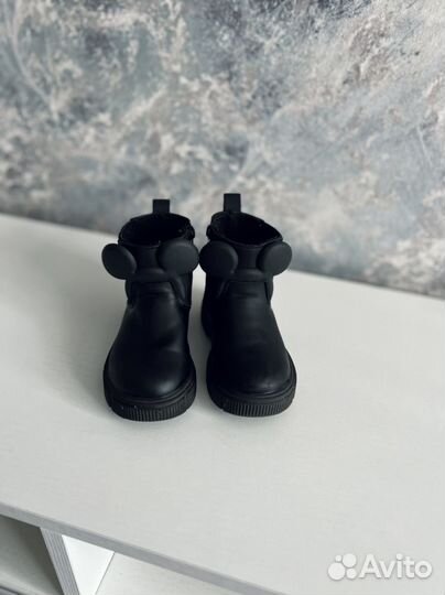 Ботинки для девочки zara