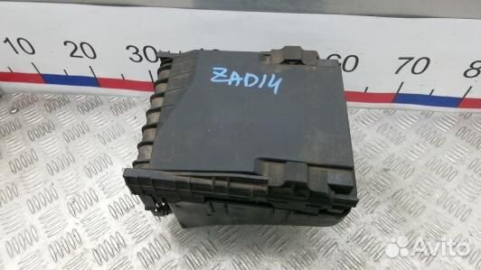 Блок предохранителей volkswagen tiguan 1 (ZAD14M10