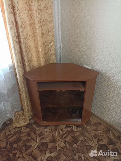 Тумба под телевизор