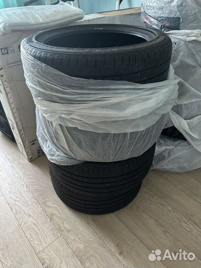 Bridgestone Turanza T005 2.25/4.5 R4 94