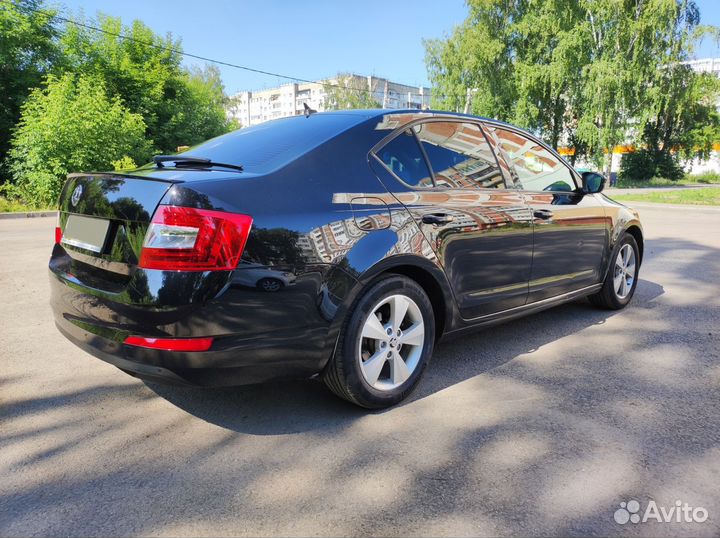 Skoda Octavia 1.2 МТ, 2014, битый, 210 000 км