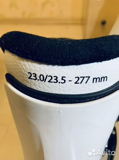 Горнолыжные ботинки Atomic