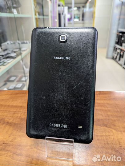 Планшет Samsung Galaxy Tab 4