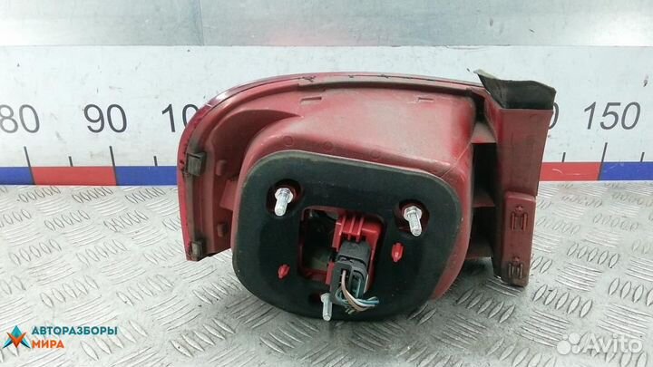 Фонарь задний правый Volkswagen Passat B6 2007