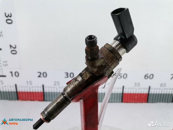 Форсунка Peugeot 307 2005 1980L0