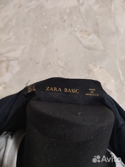 Пиджак женский 44 zara