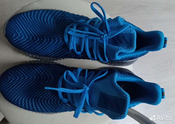 Кроссовки adidas