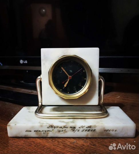 Часы настольные танковые СССР