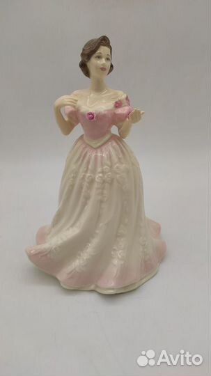 Статуэтка Фигурка Royal Doulton charity высота 22