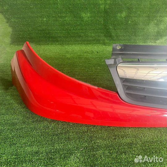 Решетка радиатора Opel Vivaro 2.0 2013