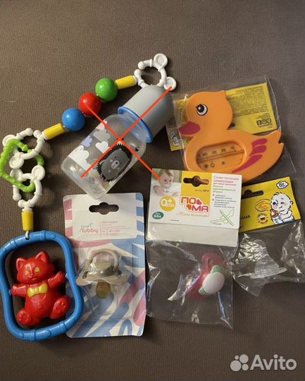 Пустышки, термометр, погремушка новые