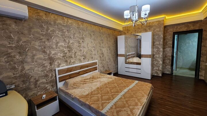 2-к. квартира, 64 м², 5/9 эт.