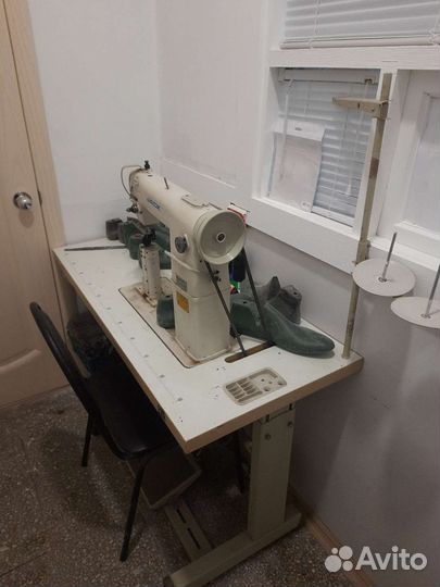 Швейная машинка для кожи и жёстких материалов