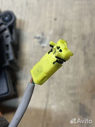 Шлейф подрулевой Nissan Juke