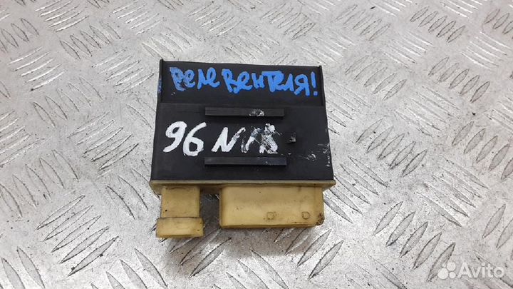 Реле вентилятора радиатора Citroen Xsara Picasso