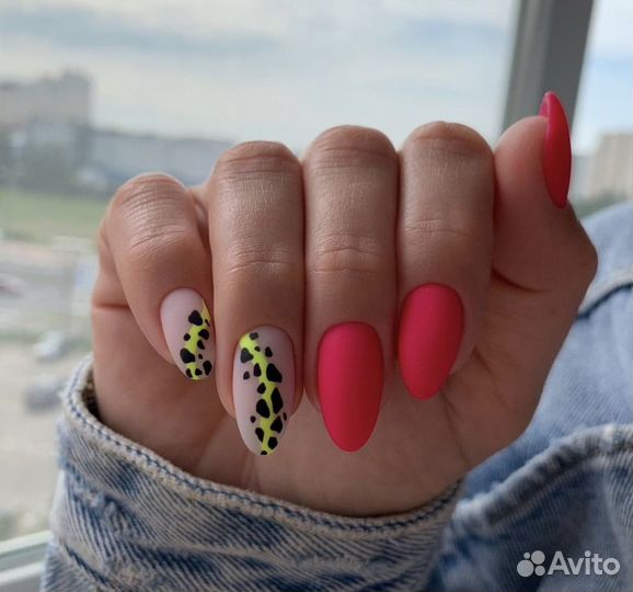 Наращивание ногтей