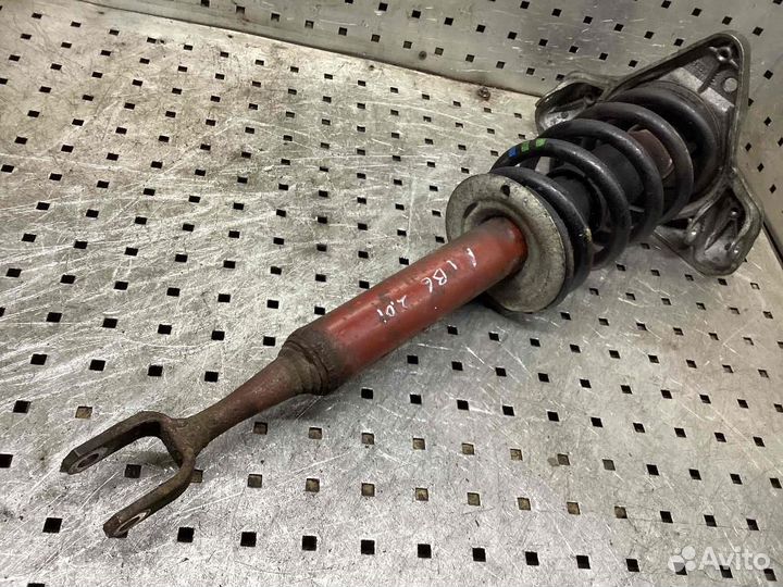 Стойка амортизатора переднего правого Audi A4/S4