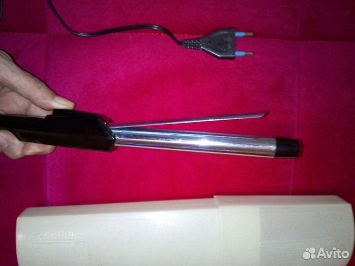 Щипцы для укладки волос