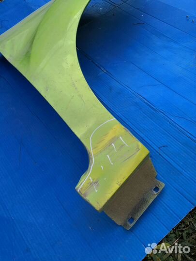 Форд Фиеста 08-17 крыло переднее правое