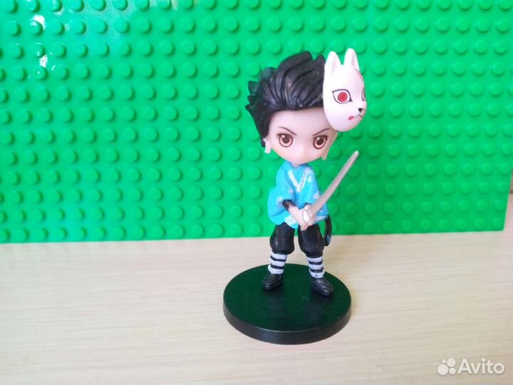 Лего с фигуркой