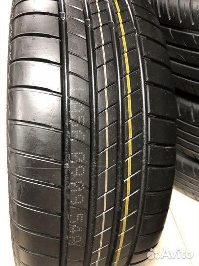 Skoda Karok R16 215/60 новые